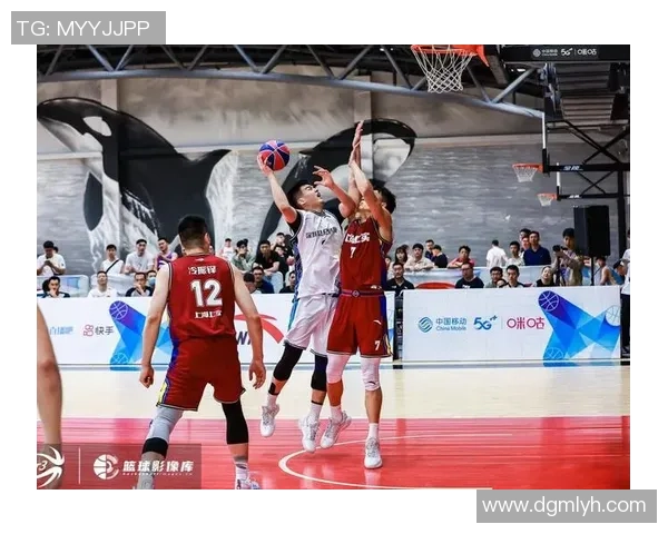 深圳篮球队以74分领跑大师赛积分榜展现强劲实力